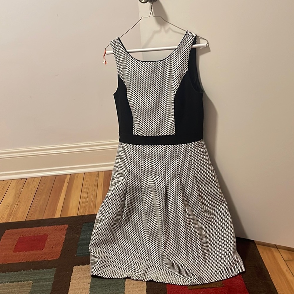 Black and white size six dress
